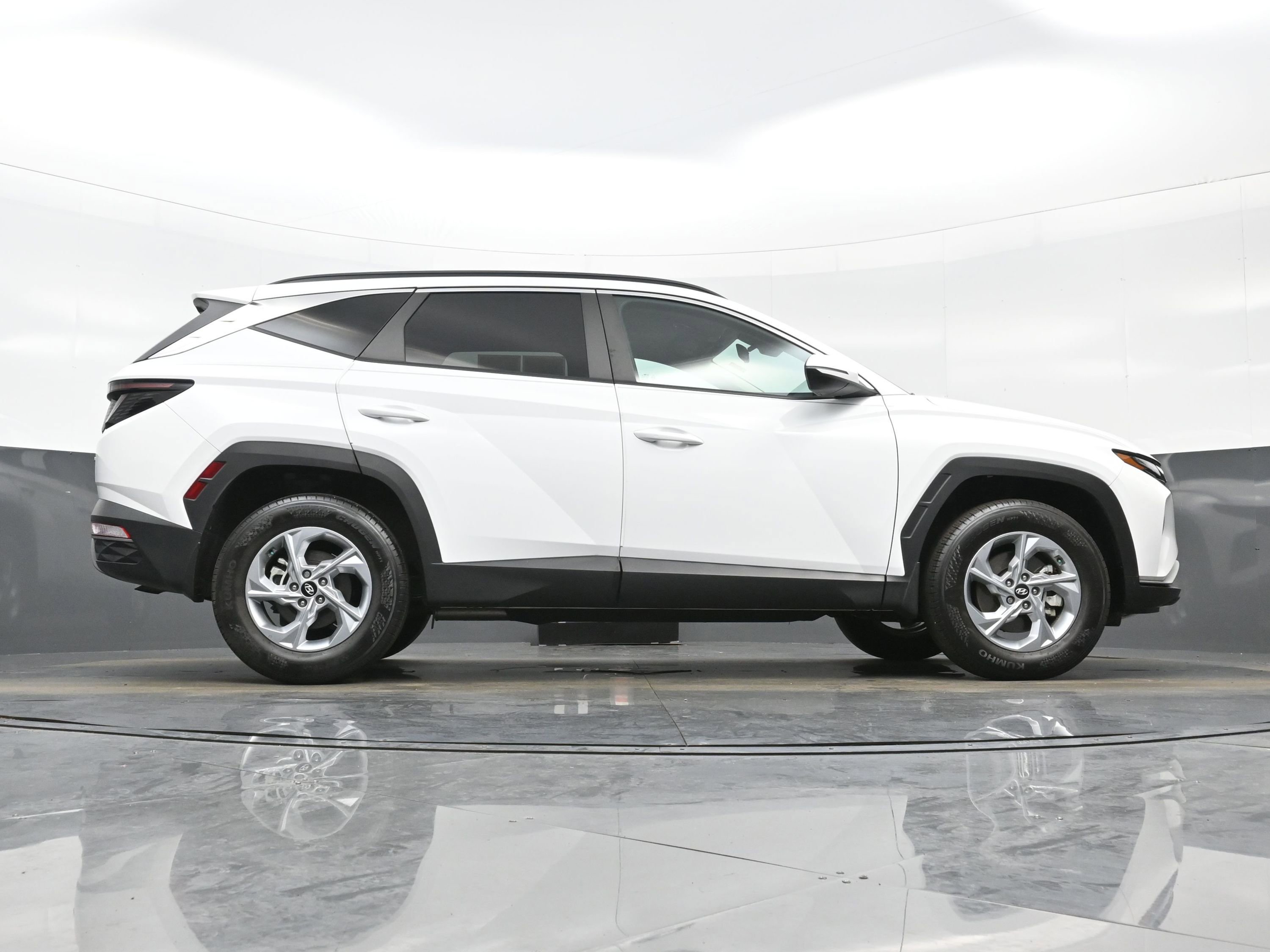 Used 2023 Hyundai Tucson SEL image 32