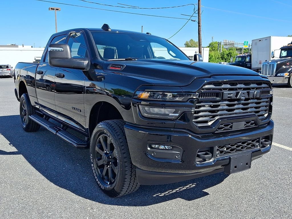 Used 2025 RAM 2500 Big Horn AWD/4WD image 3