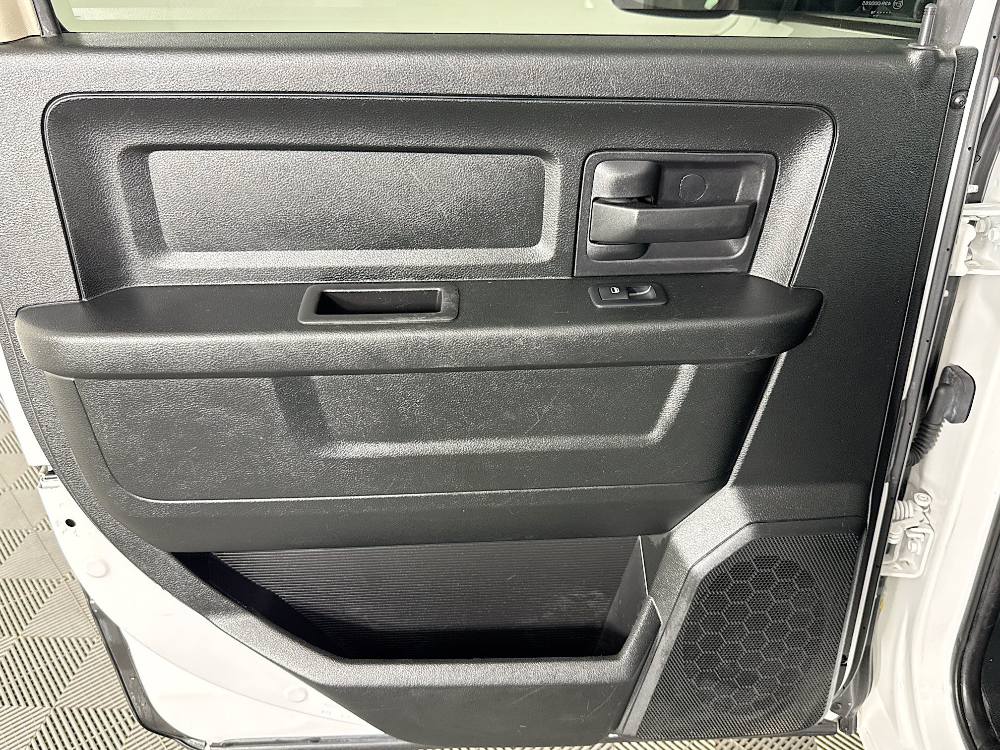 Used 2018 RAM 1500 Tradesman w/ Popular Equipment Group RWD image 23