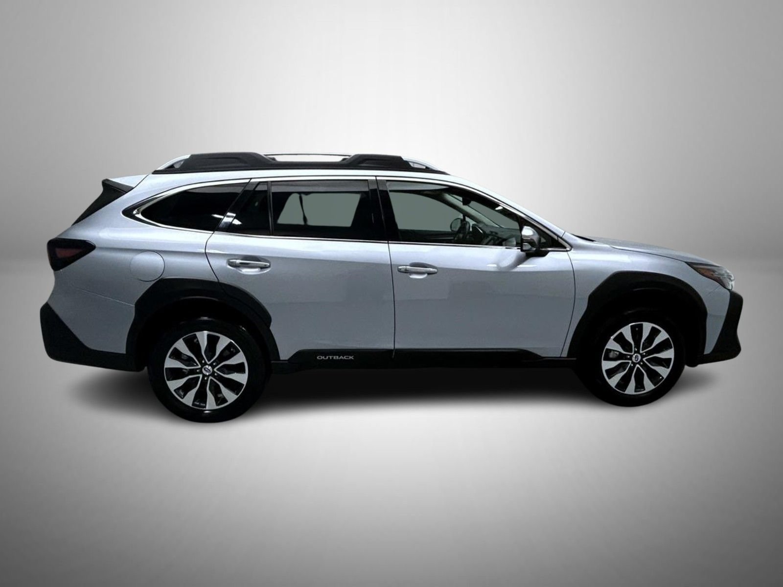Used 2024 Subaru Outback Touring AWD/4WD image 4