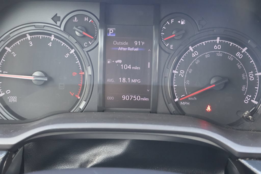 Used 2022 Toyota 4Runner SR5 RWD image 8