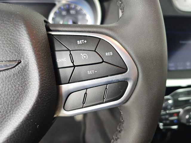 Certified 2023 Chrysler 300 Touring w/ Sport Appearance Package image 13