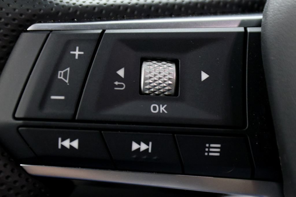 Used 2025 Mitsubishi Outlander SEL FWD image 25