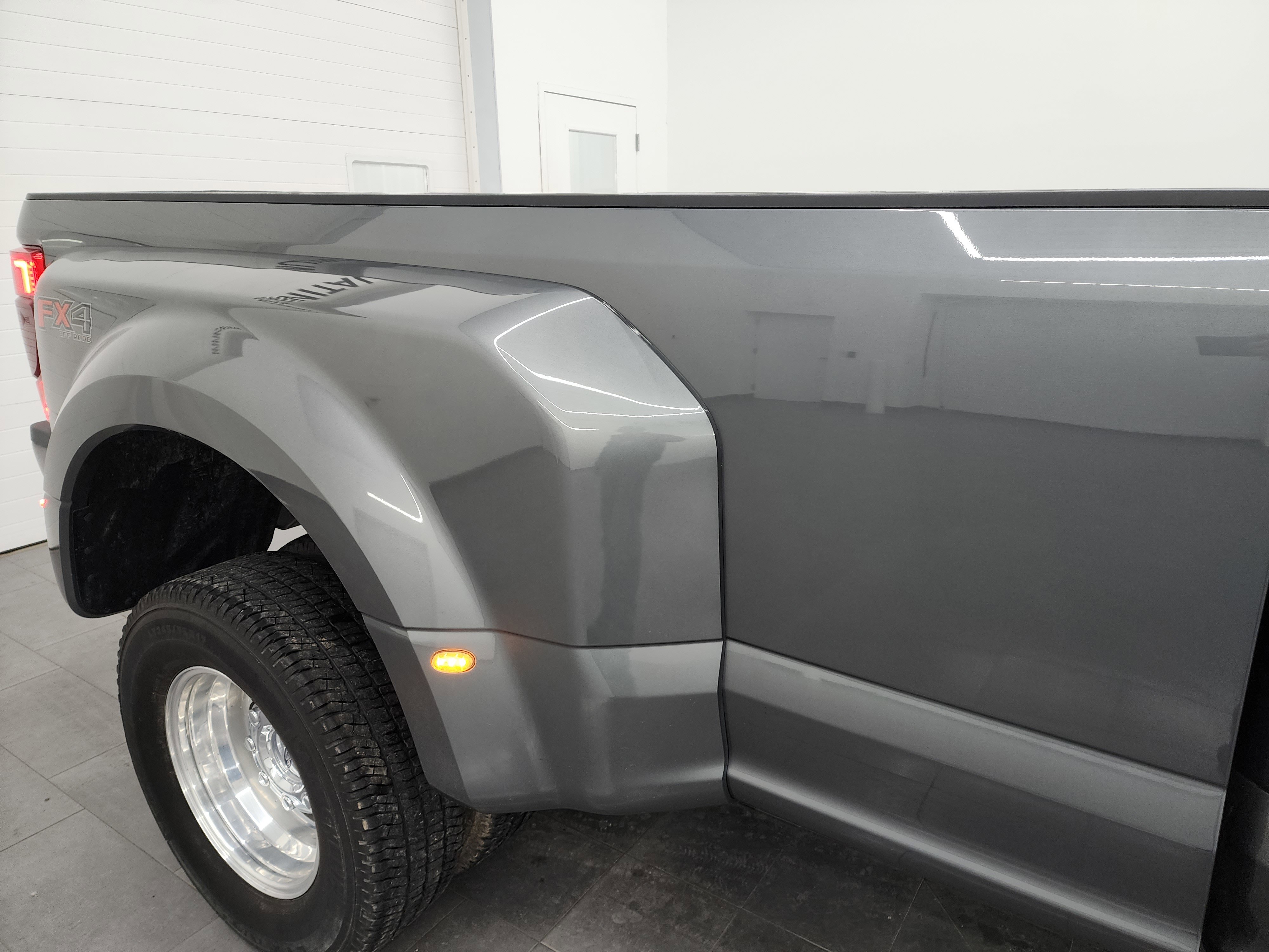 Used 2022 Ford F350 Platinum image 29