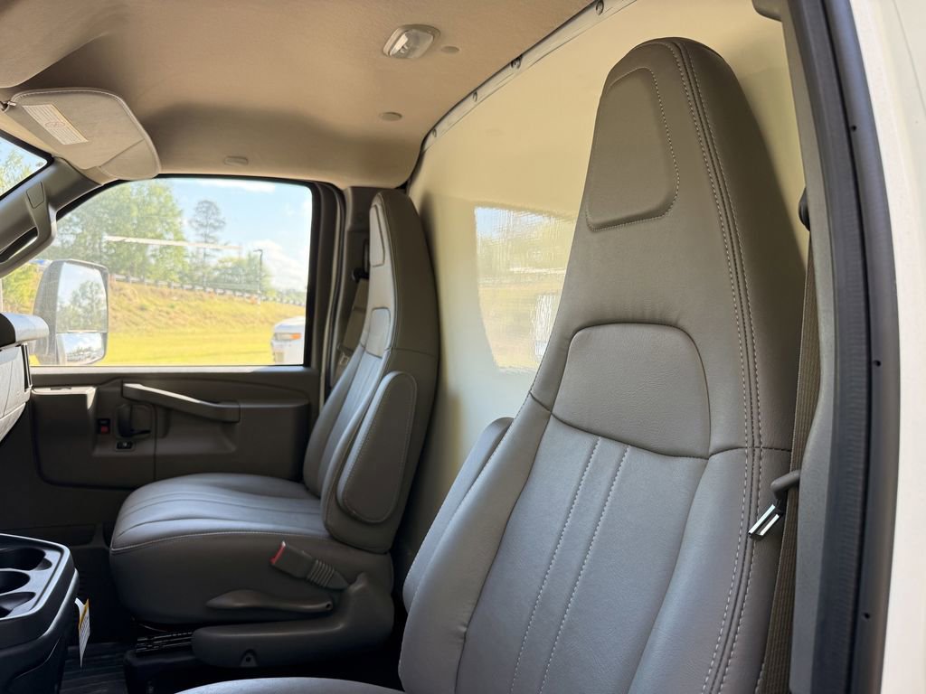 New 2024 Chevrolet Express 3500 w/ Power Convenience Package RWD image 14