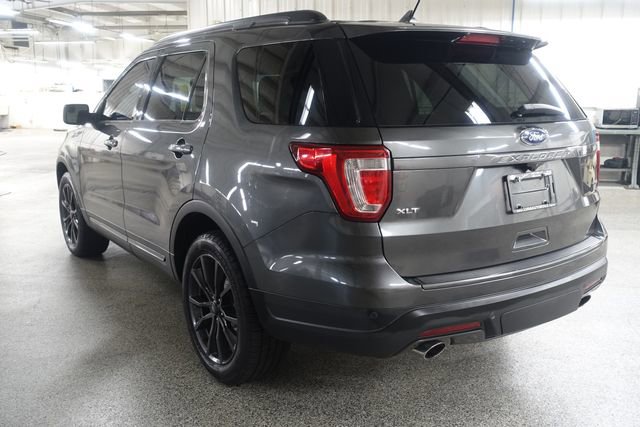 Used 2018 Ford Explorer XLT w/ Equipment Group 202A AWD/4WD image 5