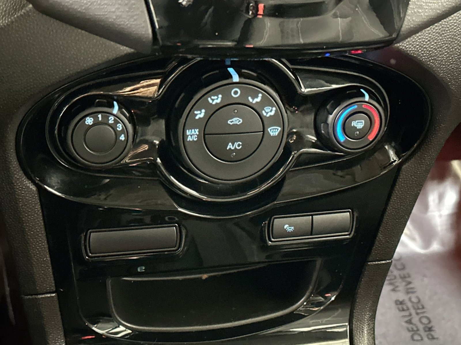 Used 2019 Ford Fiesta SE w/ Equipment Group 201A image 26