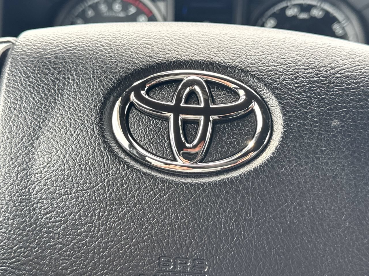 Used 2021 Toyota Tacoma TRD Sport AWD/4WD image 30