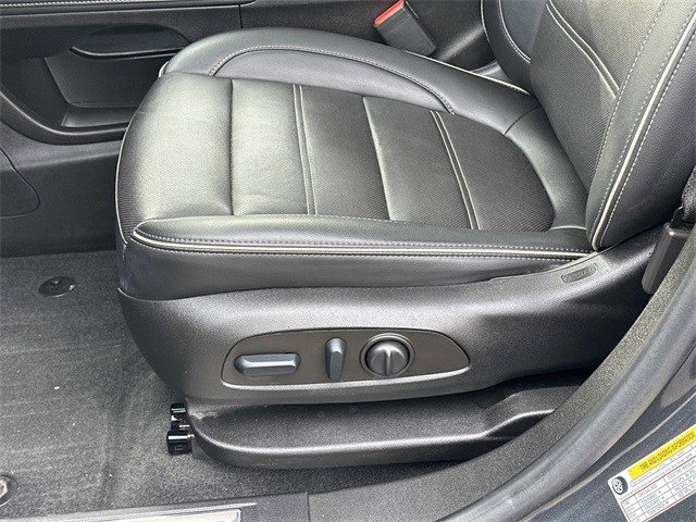 Used 2023 GMC Acadia Denali w/ Denali Technology Package image 22