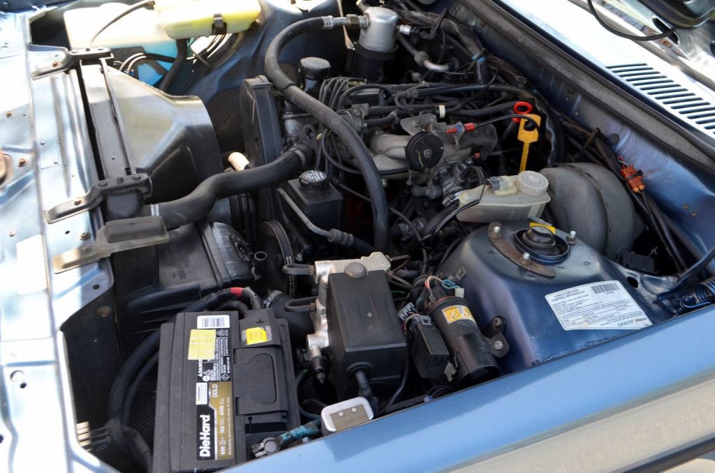 Used 1992 Volvo 240 Wagon RWD image 30