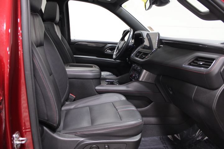 Used 2023 Chevrolet Tahoe RST w/ Luxury Package AWD/4WD image 27
