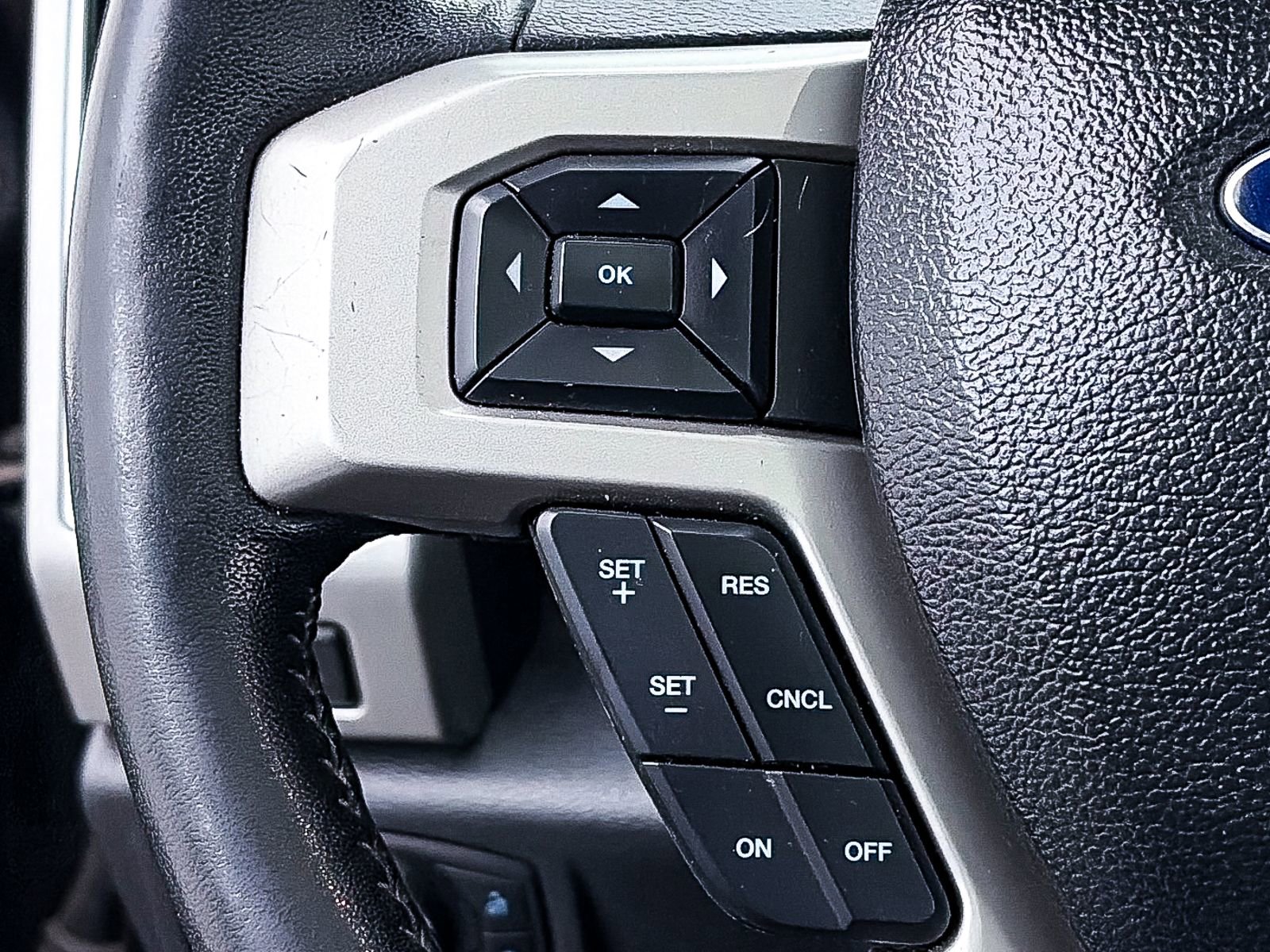 Used 2019 Ford F350 Lariat AWD/4WD image 35