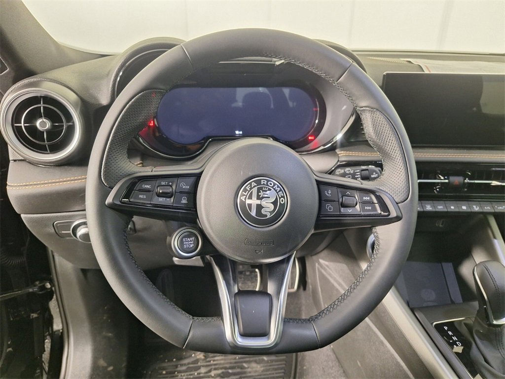 New 2025 Alfa Romeo Tonale image 25