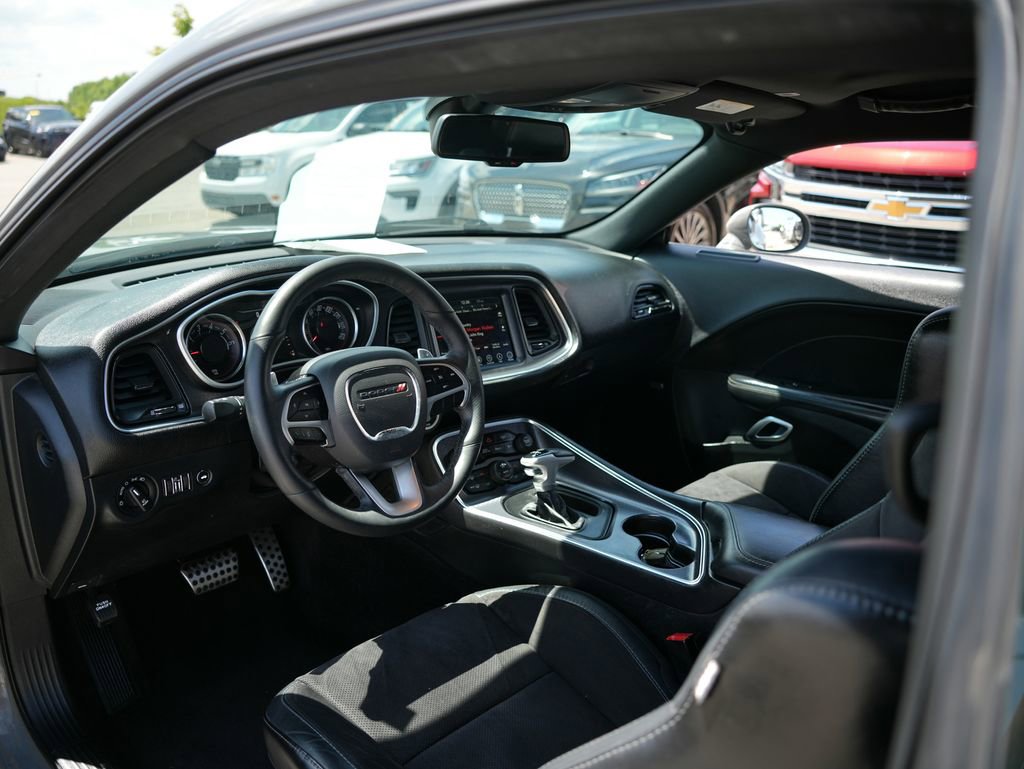 Used 2017 Dodge Challenger GT w/ Driver Convenience Group AWD/4WD image 11