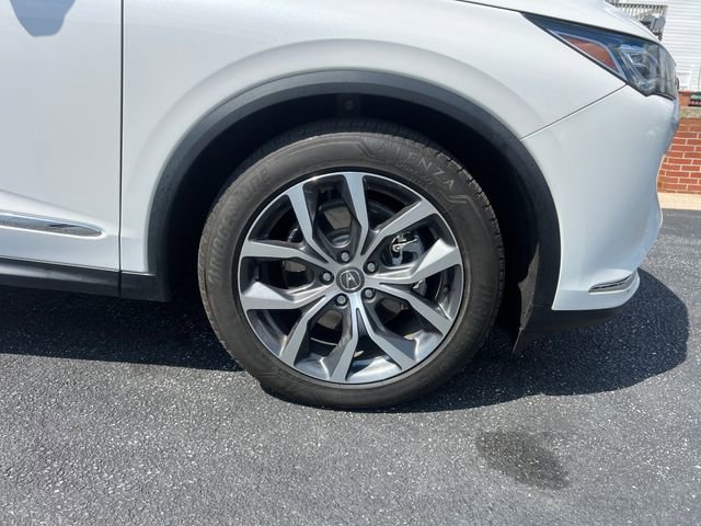 Used 2024 Acura MDX SH-AWD w/ Technology Package image 28