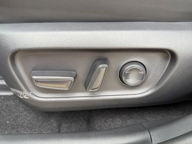 New 2026 Toyota RAV4 XSE AWD/4WD image 26