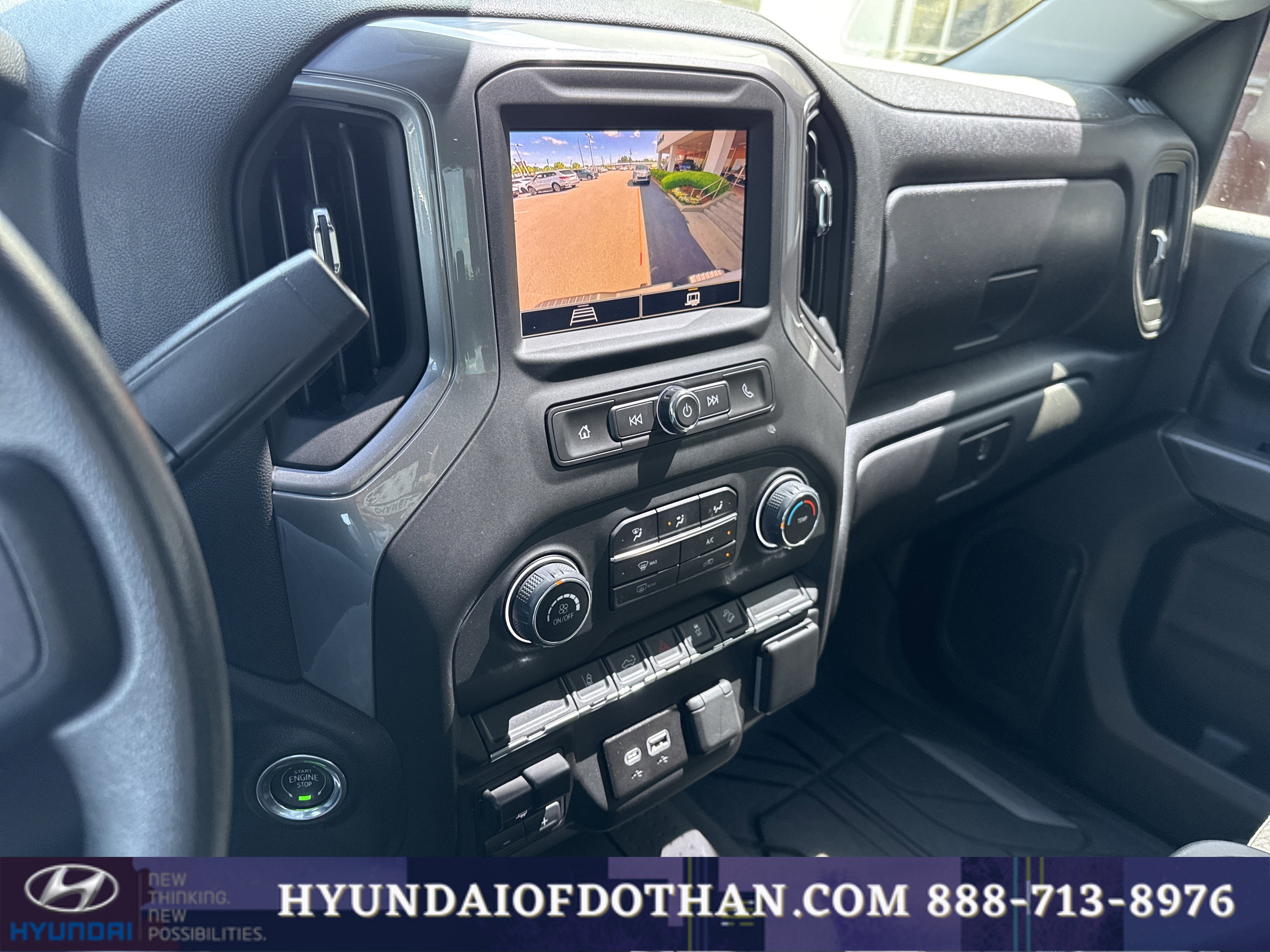 Used 2024 Chevrolet Silverado 2500 Custom w/ Custom Convenience Package image 9