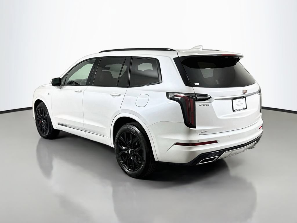 Used 2025 Cadillac XT6 Sport w/ Technology Package AWD/4WD image 5
