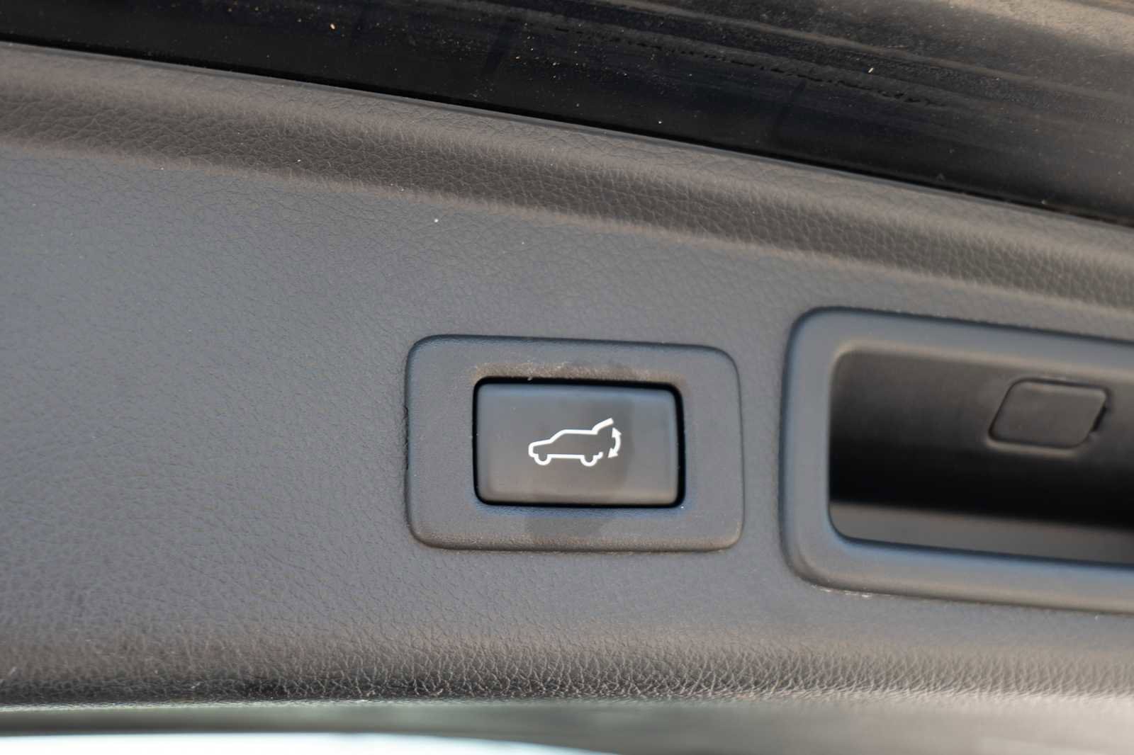 Used 2017 Subaru Forester 2.5i Touring image 30