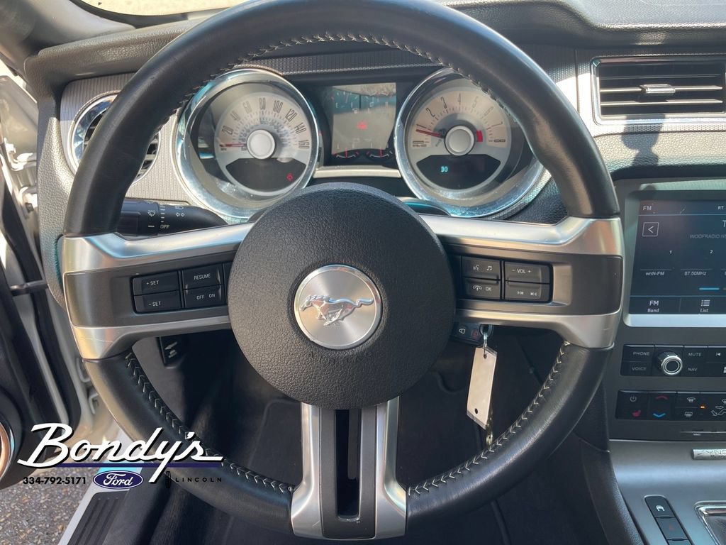 Used 2011 Ford Mustang GT Premium w/ Comfort Pkg RWD image 7
