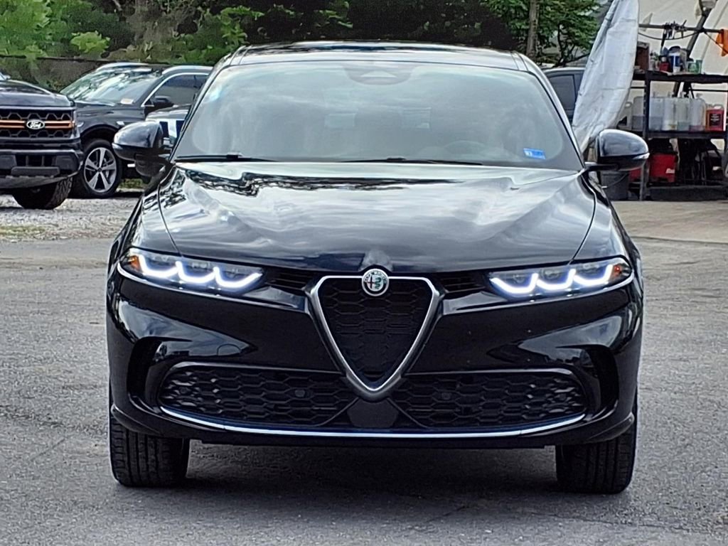 Used 2024 Alfa Romeo Tonale Ti AWD/4WD image 2
