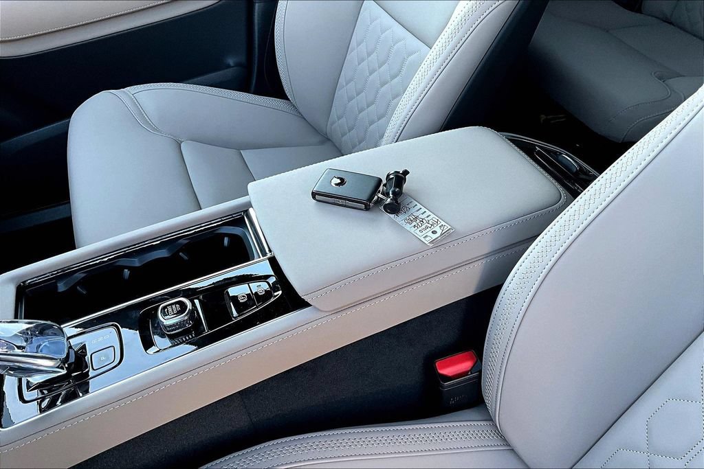 New 2026 Volvo XC90 B6 Plus AWD/4WD image 23
