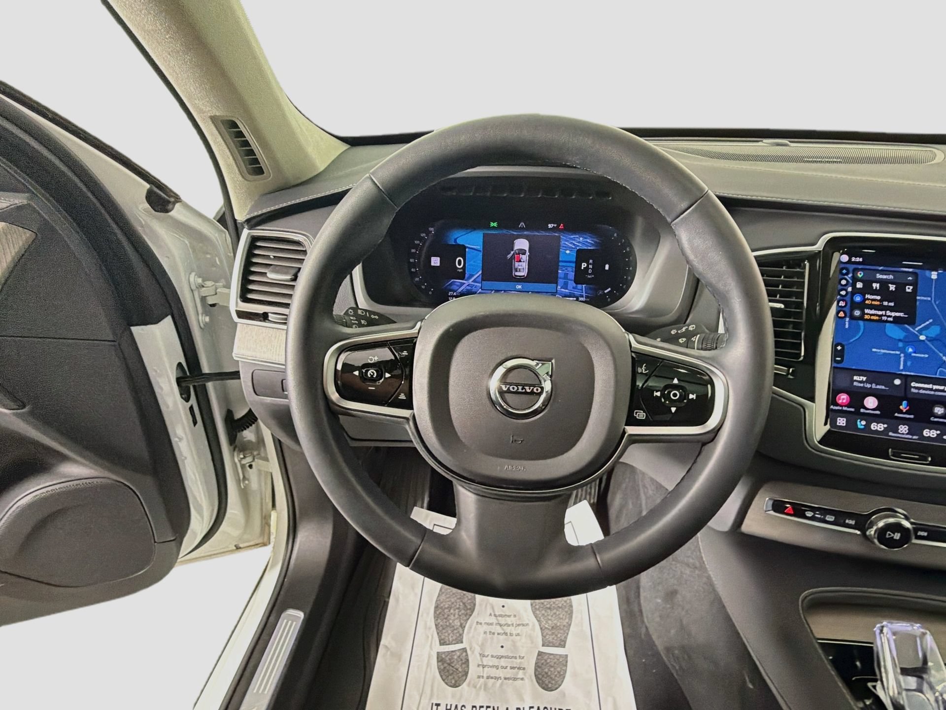 Used 2024 Volvo XC90 B6 Ultimate w/ Lounge Package AWD/4WD image 11