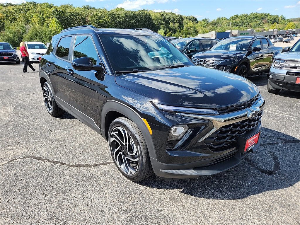 New 2026 Chevrolet TrailBlazer RS w/ Convenience Package image 2