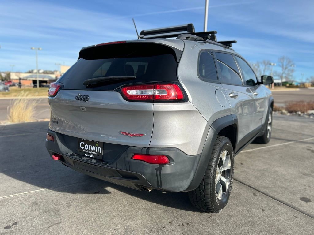 Used 2015 Jeep Cherokee Trailhawk image 8