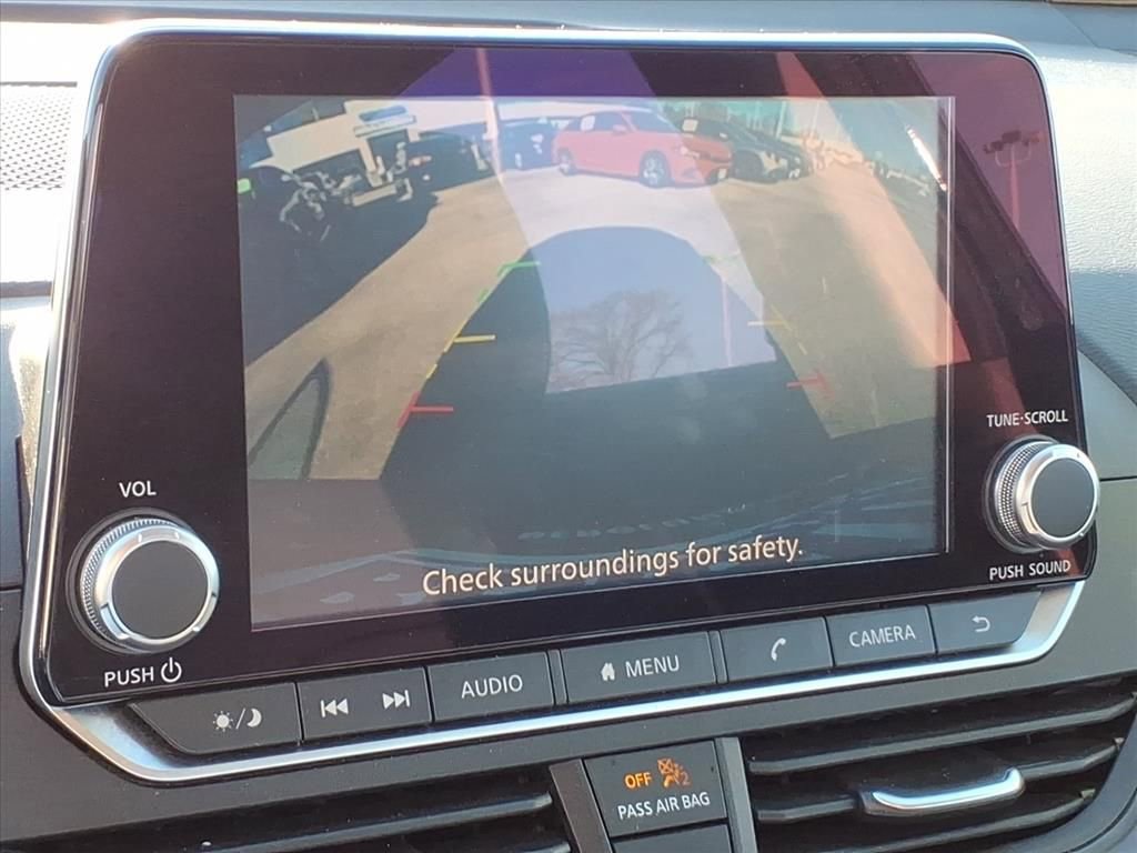 Used 2024 Nissan Altima 2.5 SV image 21