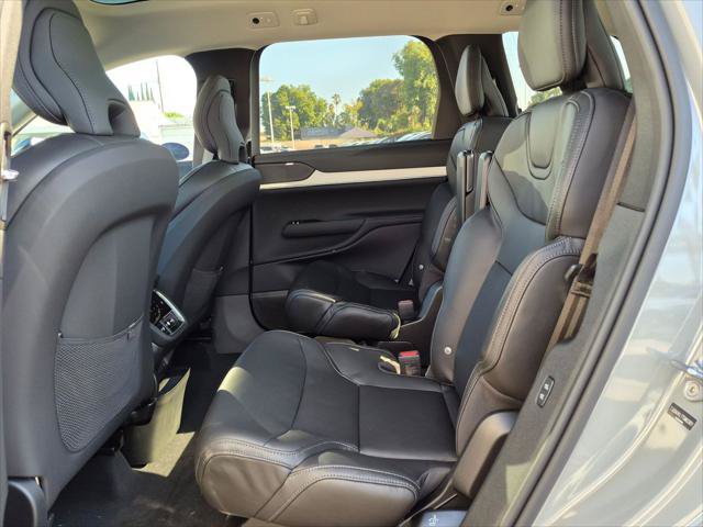 New 2026 Volvo EX90 Ultra AWD/4WD image 12