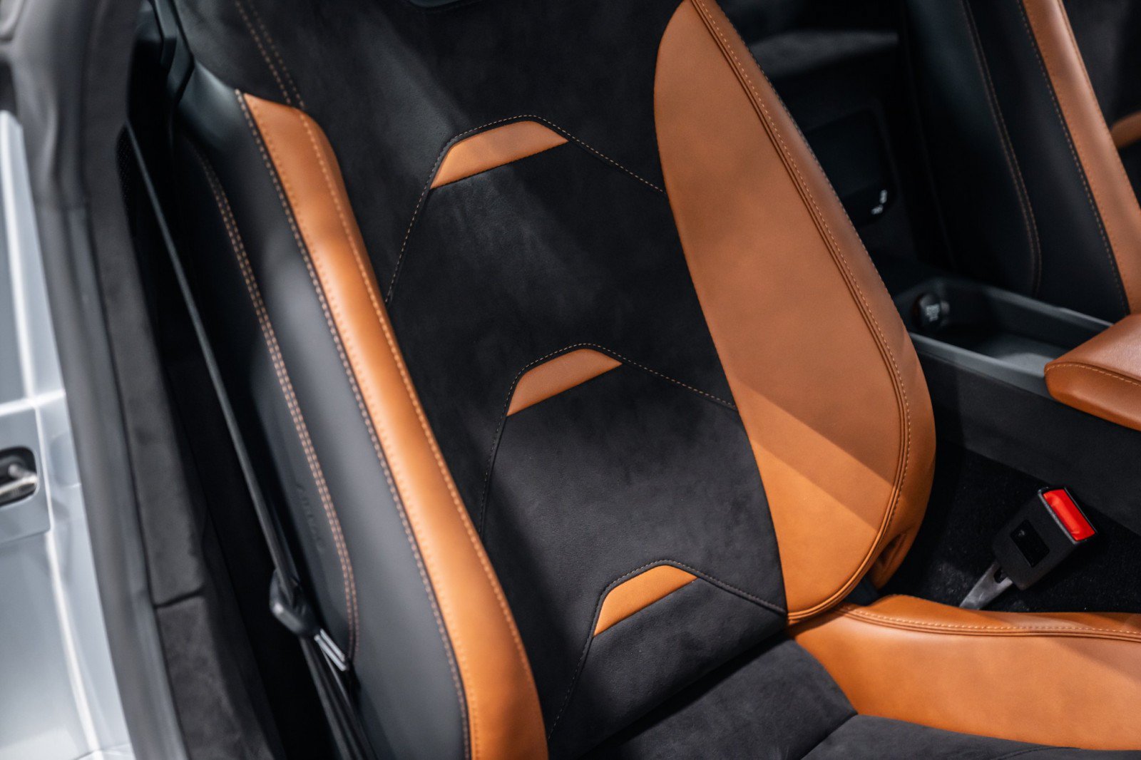 Used 2023 Lamborghini Huracan Tecnica RWD image 21