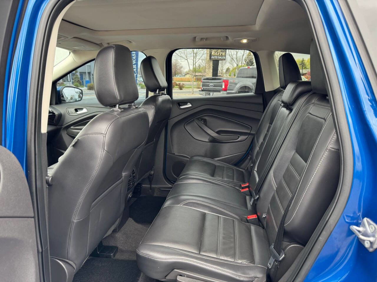 Used 2018 Ford Escape SEL w/ Canadian Touring Package AWD/4WD image 30