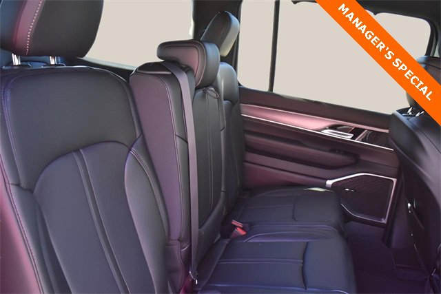 New 2025 Jeep Wagoneer 4WD w/ Convenience Group I image 17