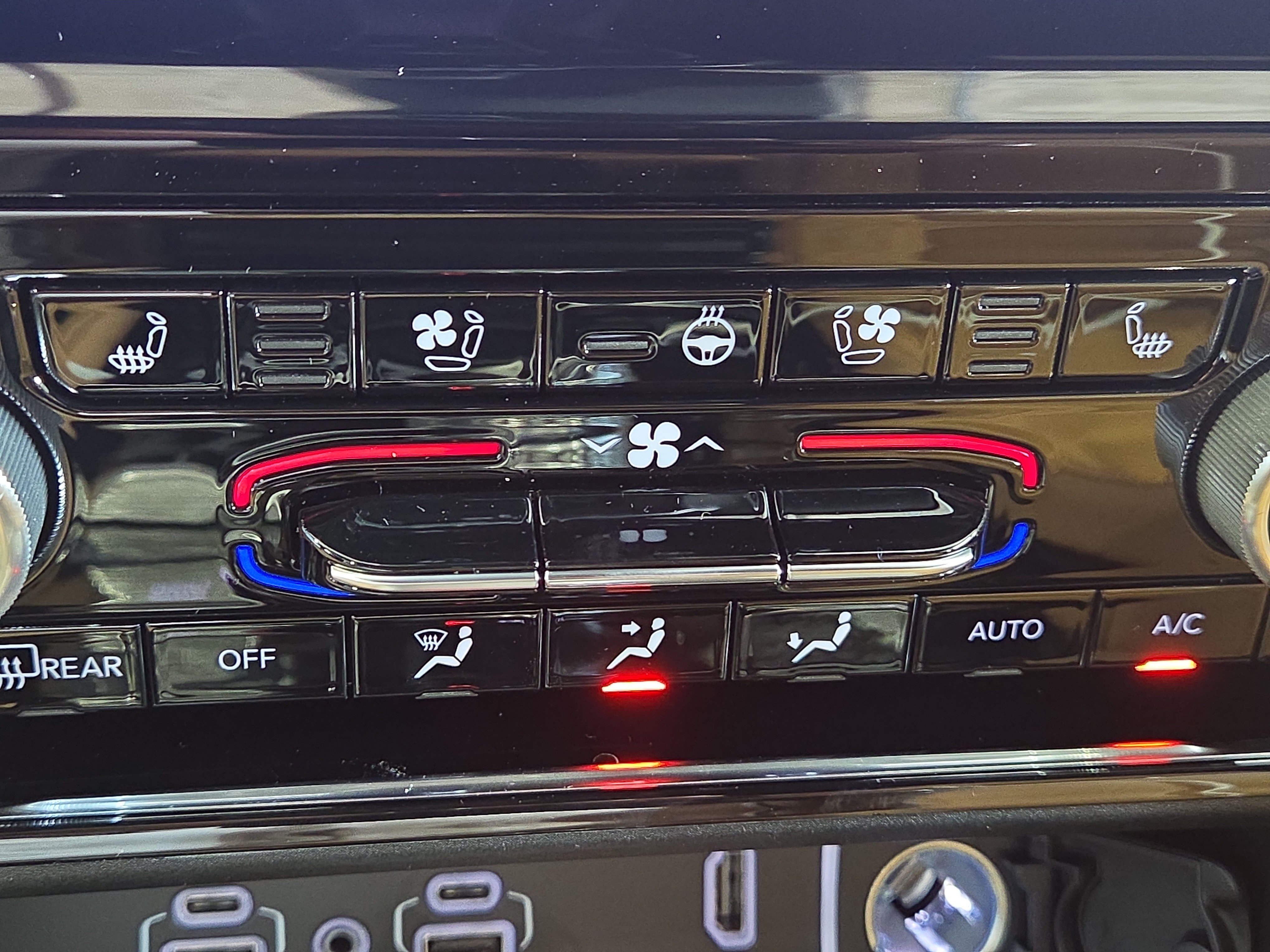 New 2025 Jeep Grand Cherokee Summit AWD/4WD image 26