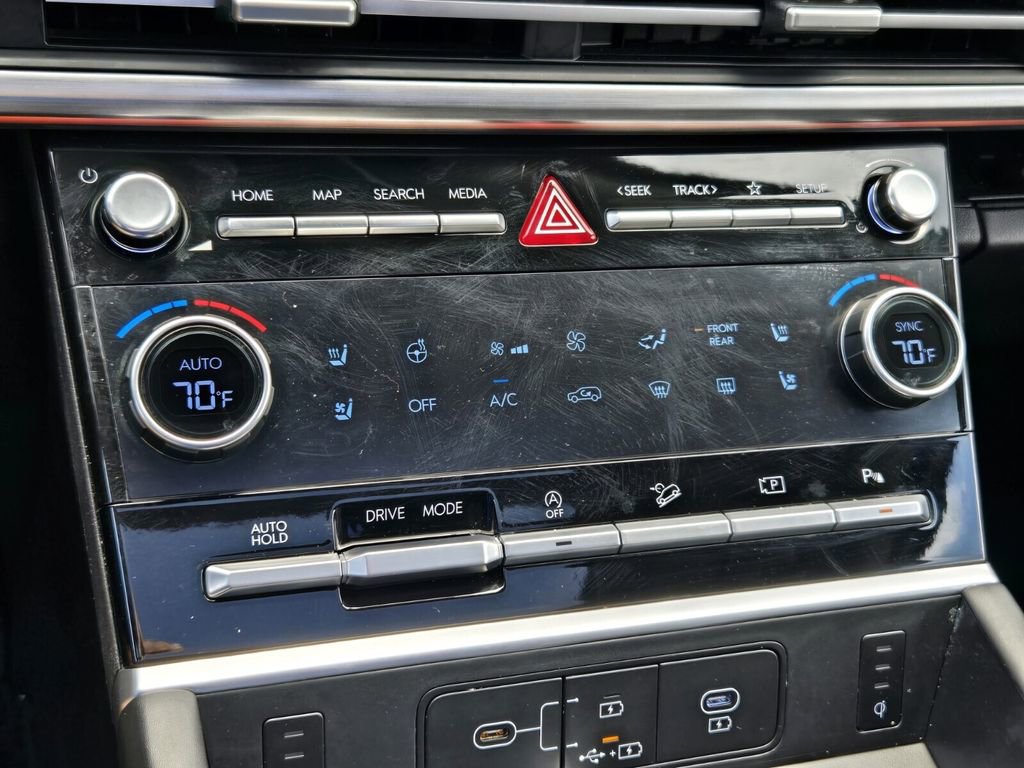 Certified 2026 Hyundai Santa Fe Limited image 21