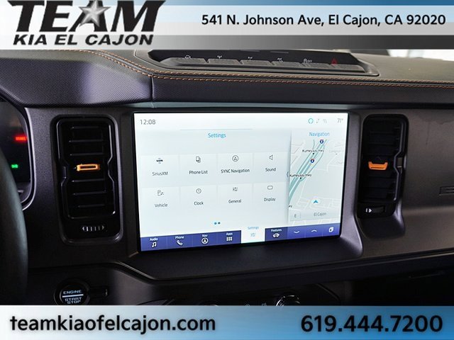 Used 2024 Ford Bronco Badlands image 28