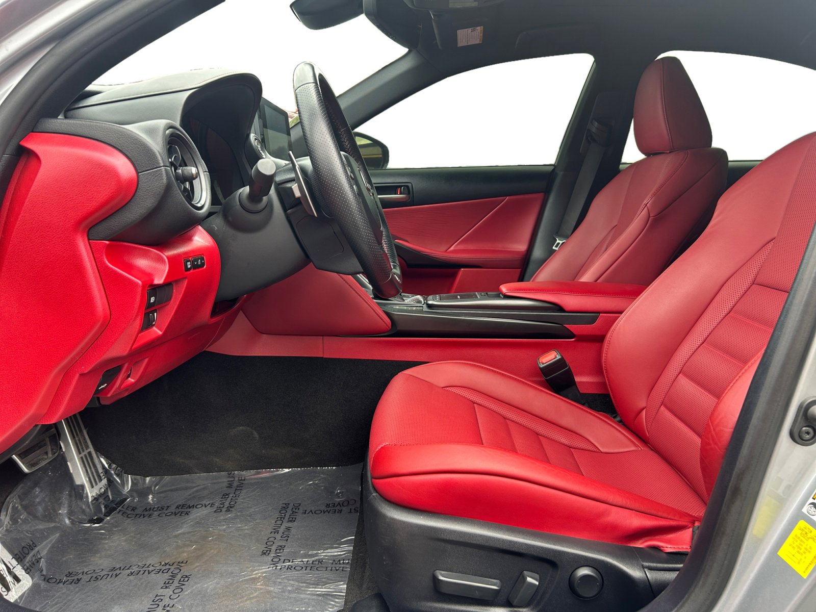 Used 2024 Lexus IS 350 F Sport RWD image 9