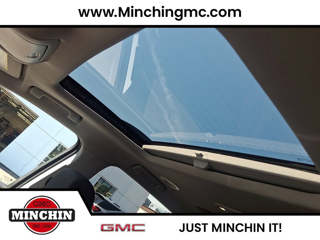 Certified 2023 GMC Acadia SLE w/ Driver Convenience Package AWD/4WD image 15