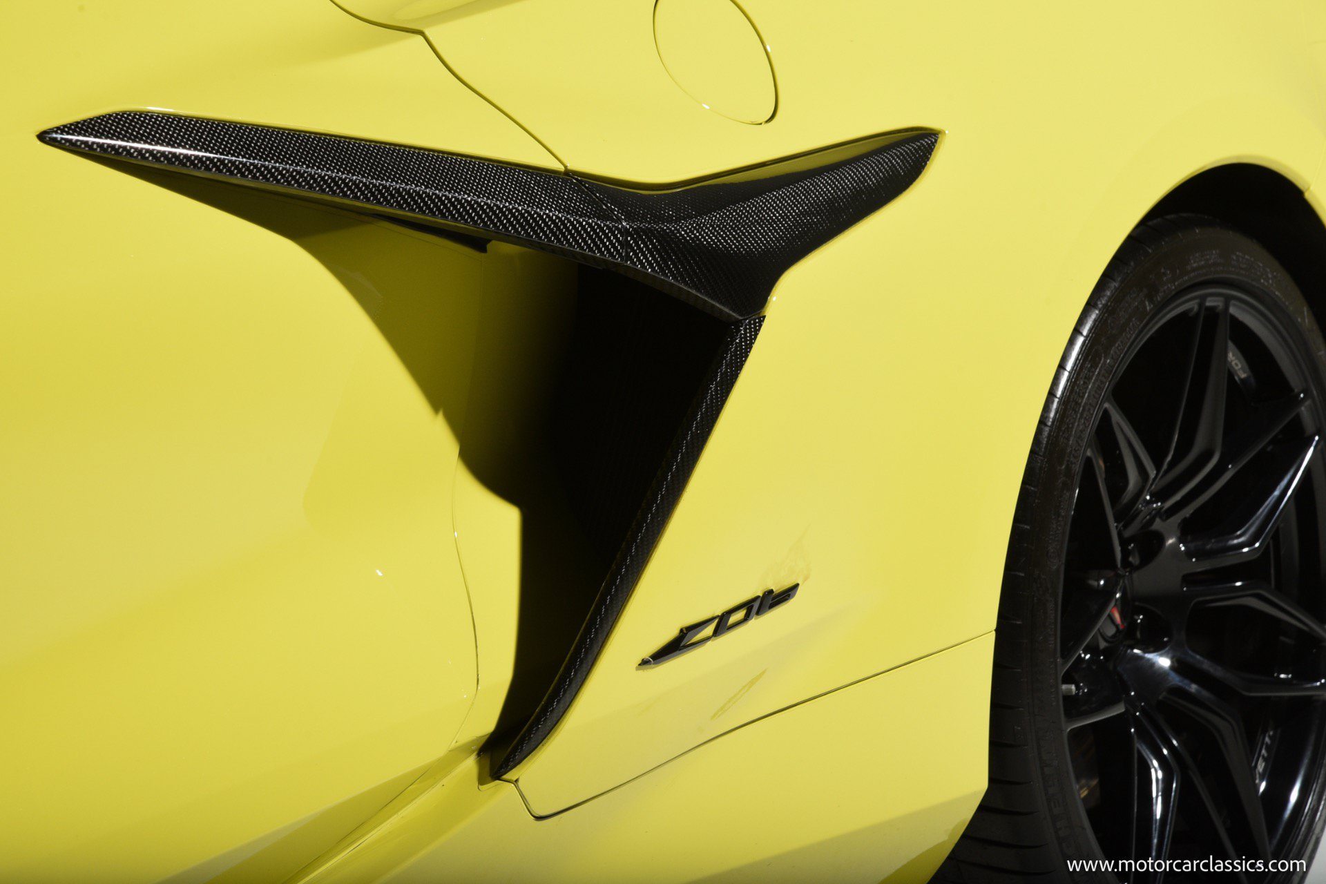 Used 2024 Chevrolet Corvette Z06 RWD image 19