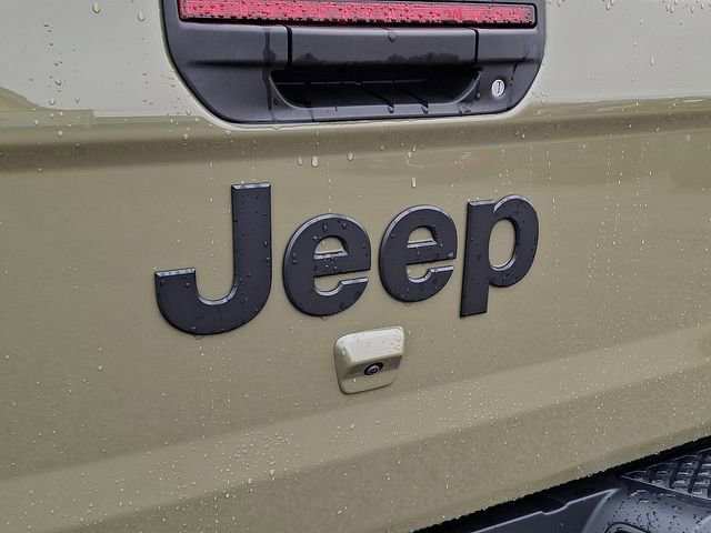 Used 2025 Jeep Gladiator Sport image 29