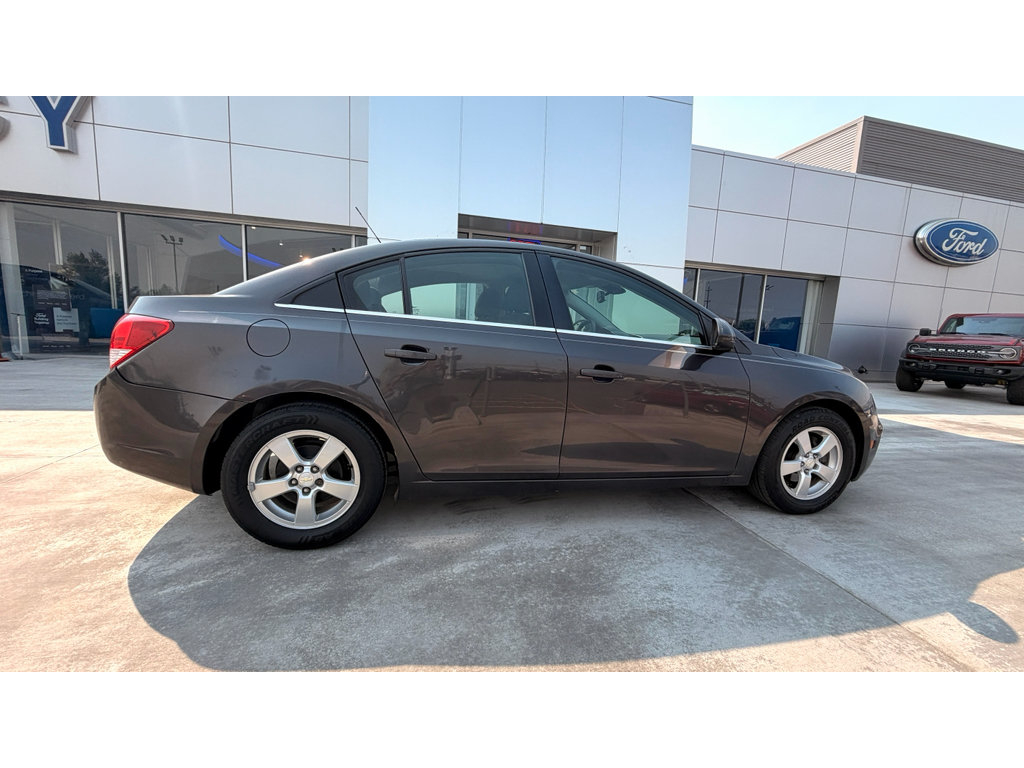 Used 2015 Chevrolet Cruze LT FWD image 10