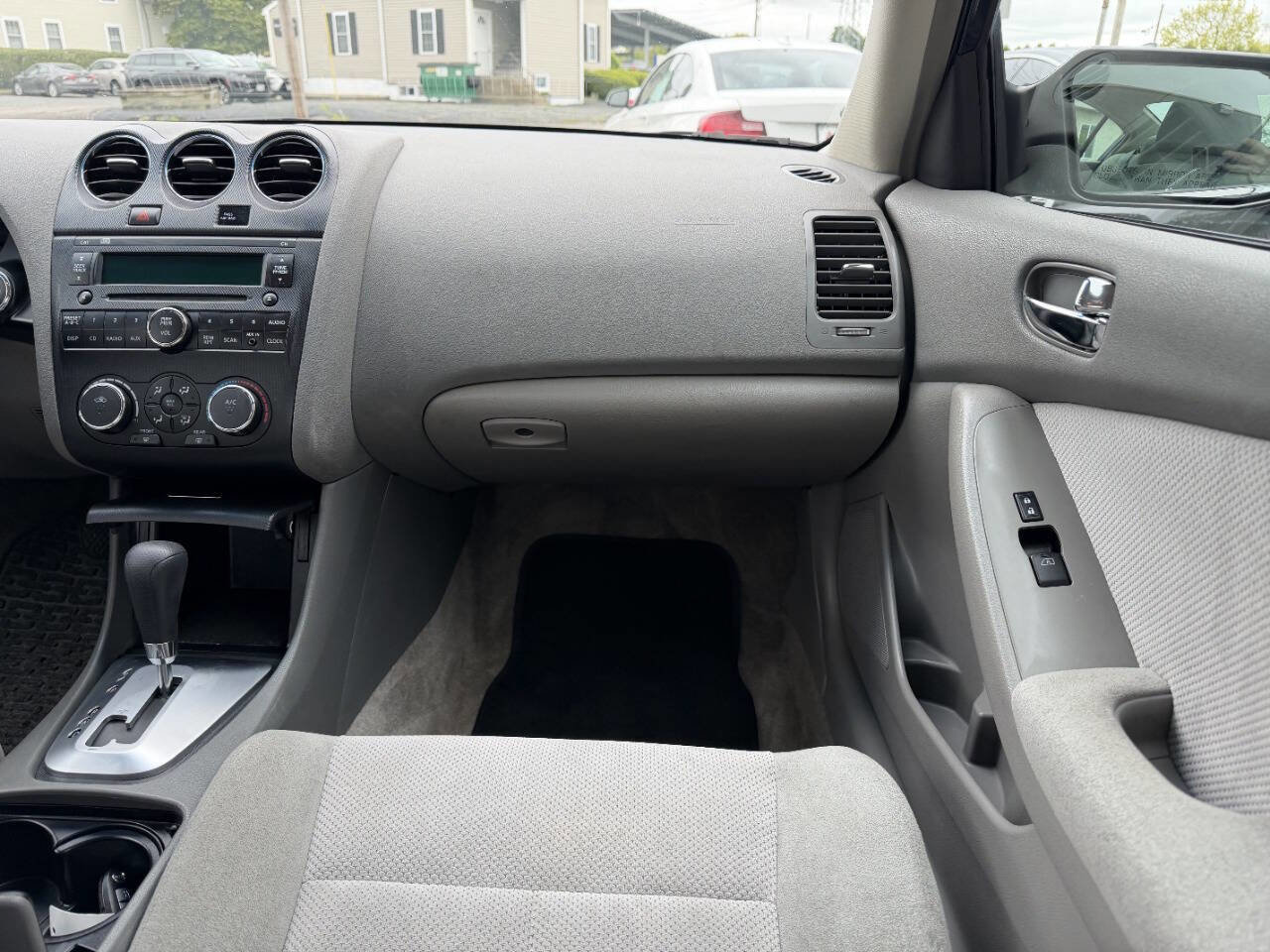 Used 2009 Nissan Altima 2.5 S w/ Convenience Pkg FWD image 24