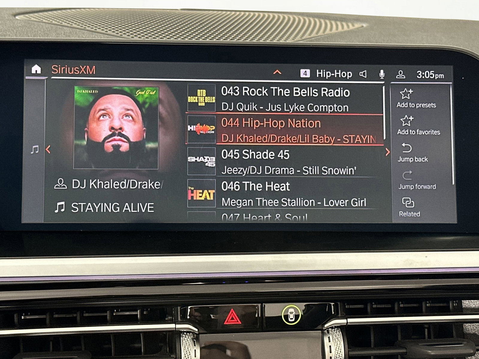 Used 2025 BMW Z4 M40i w/ Premium Package image 16