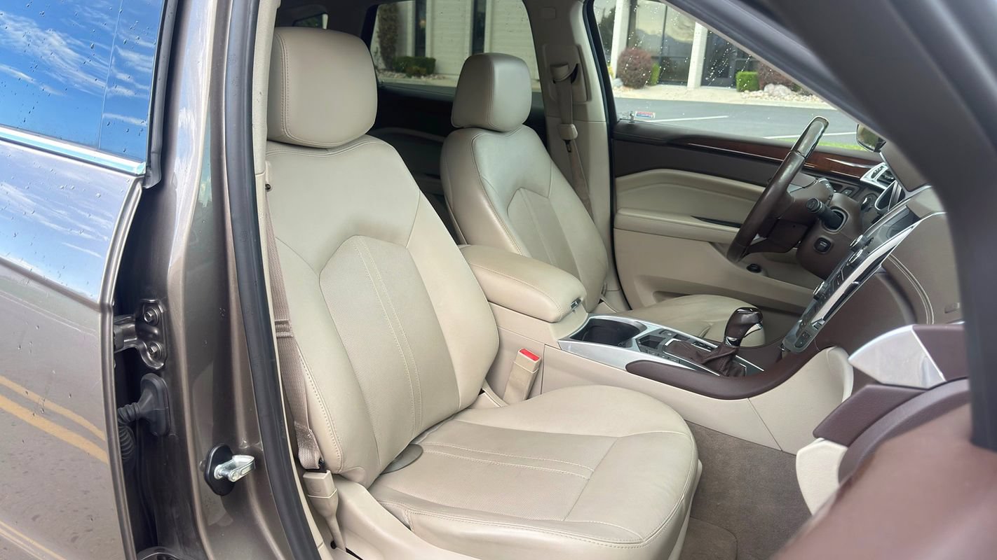 Used 2012 Cadillac SRX Luxury AWD/4WD image 24