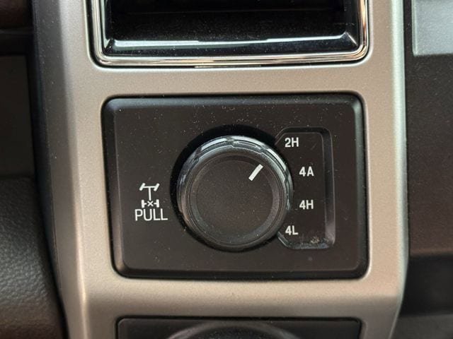 Used 2018 Ford F150 King Ranch w/ Equipment Group 601A Luxury image 26