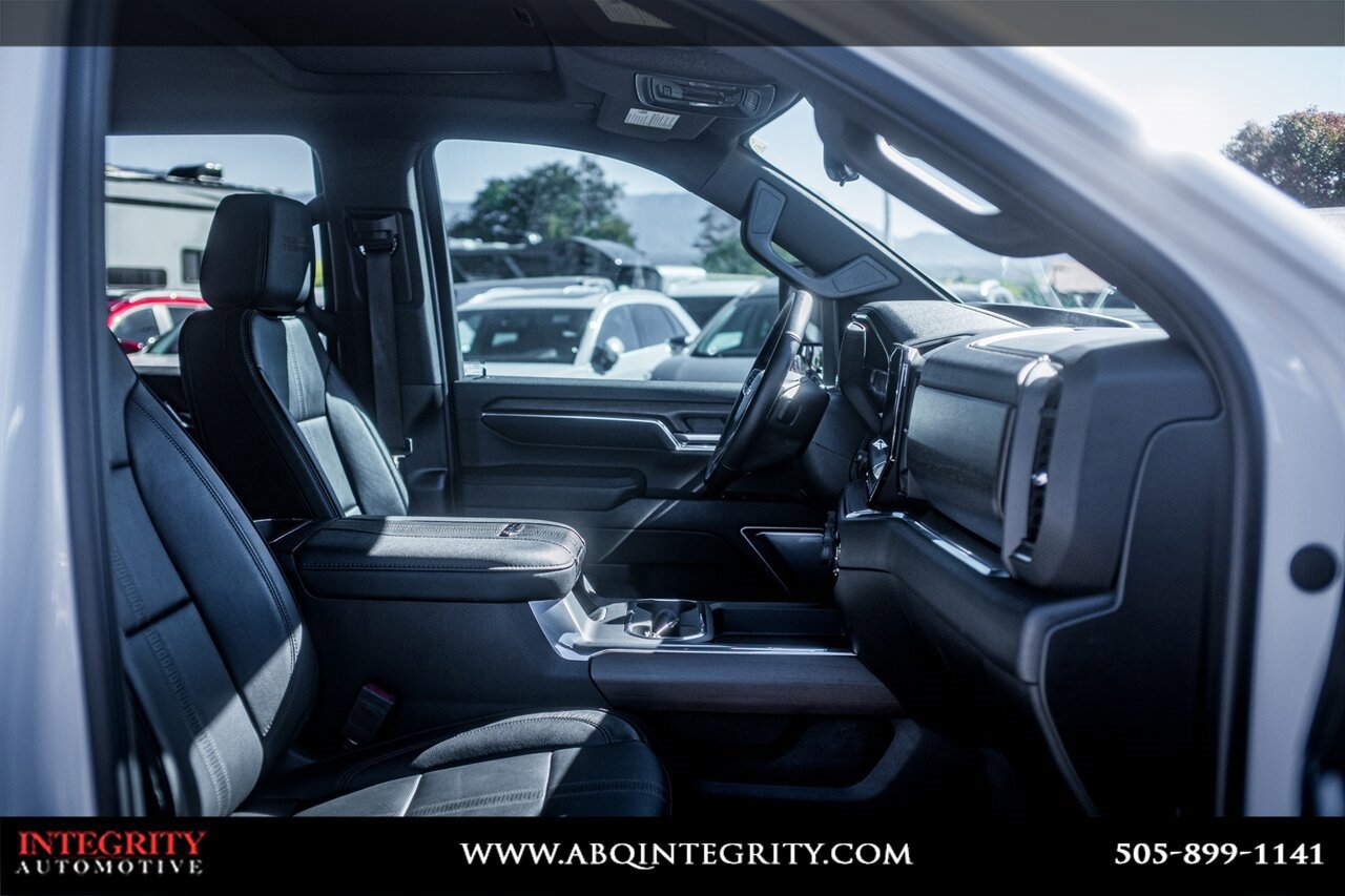 Used 2024 Chevrolet Silverado 2500 High Country w/ High Country Premium Package image 41