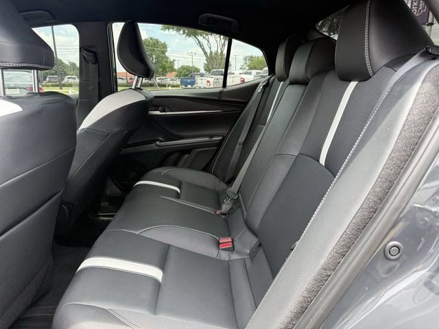 Used 2025 Toyota Camry LE FWD image 25
