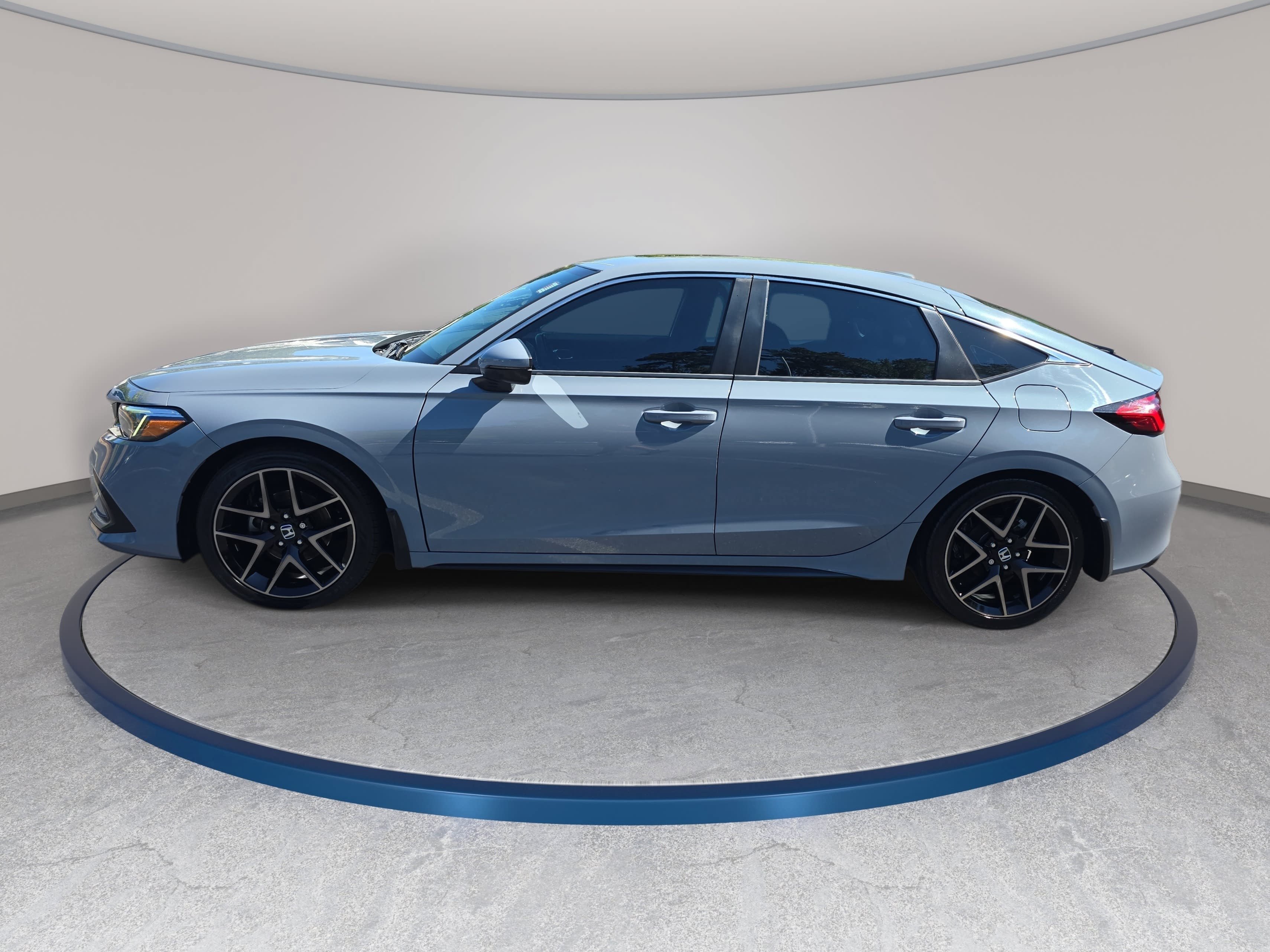 Used 2022 Honda Civic Sport Touring image 8