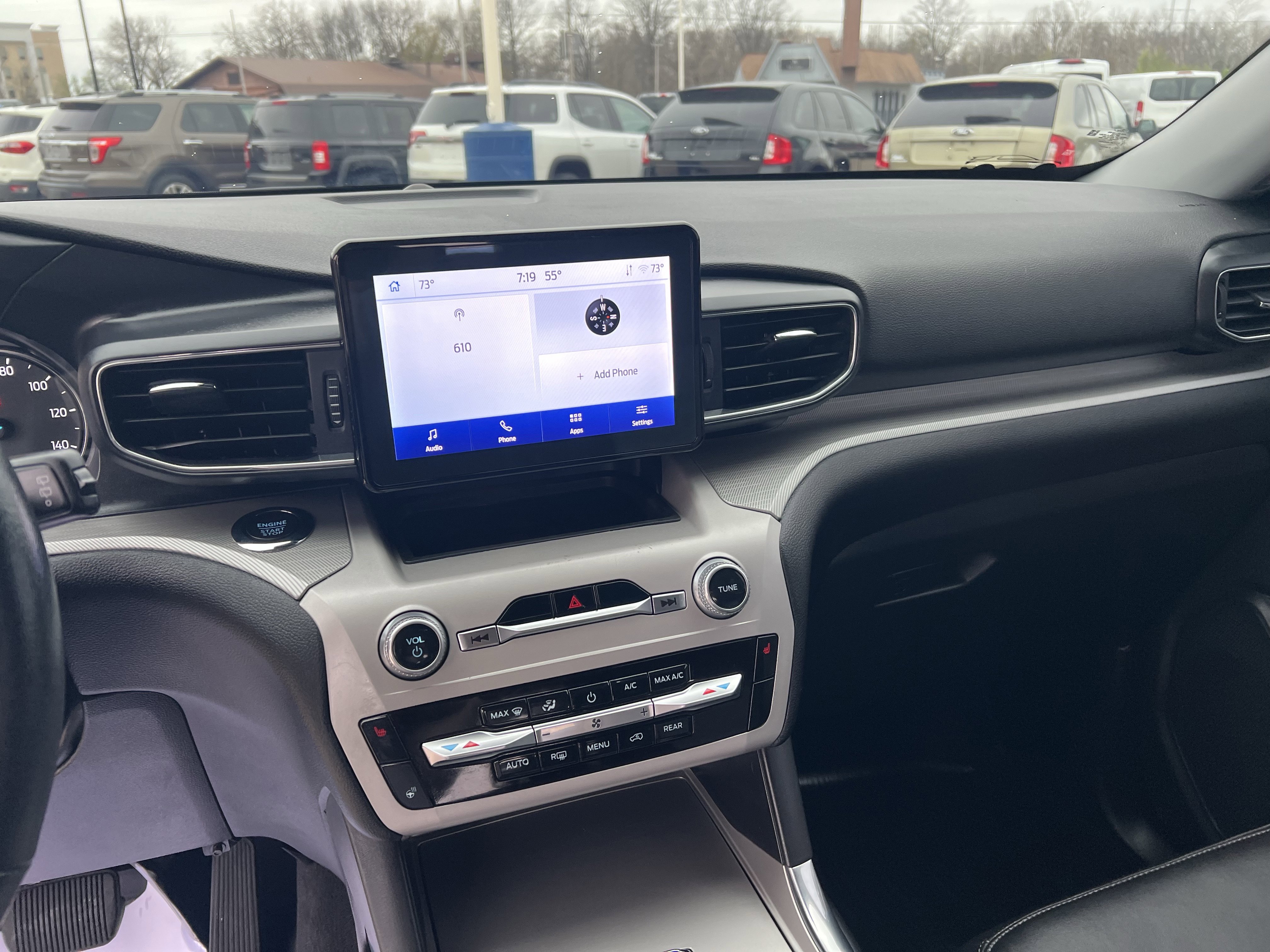 Used 2023 Ford Explorer XLT w/ Equipment Group 202A AWD/4WD image 19